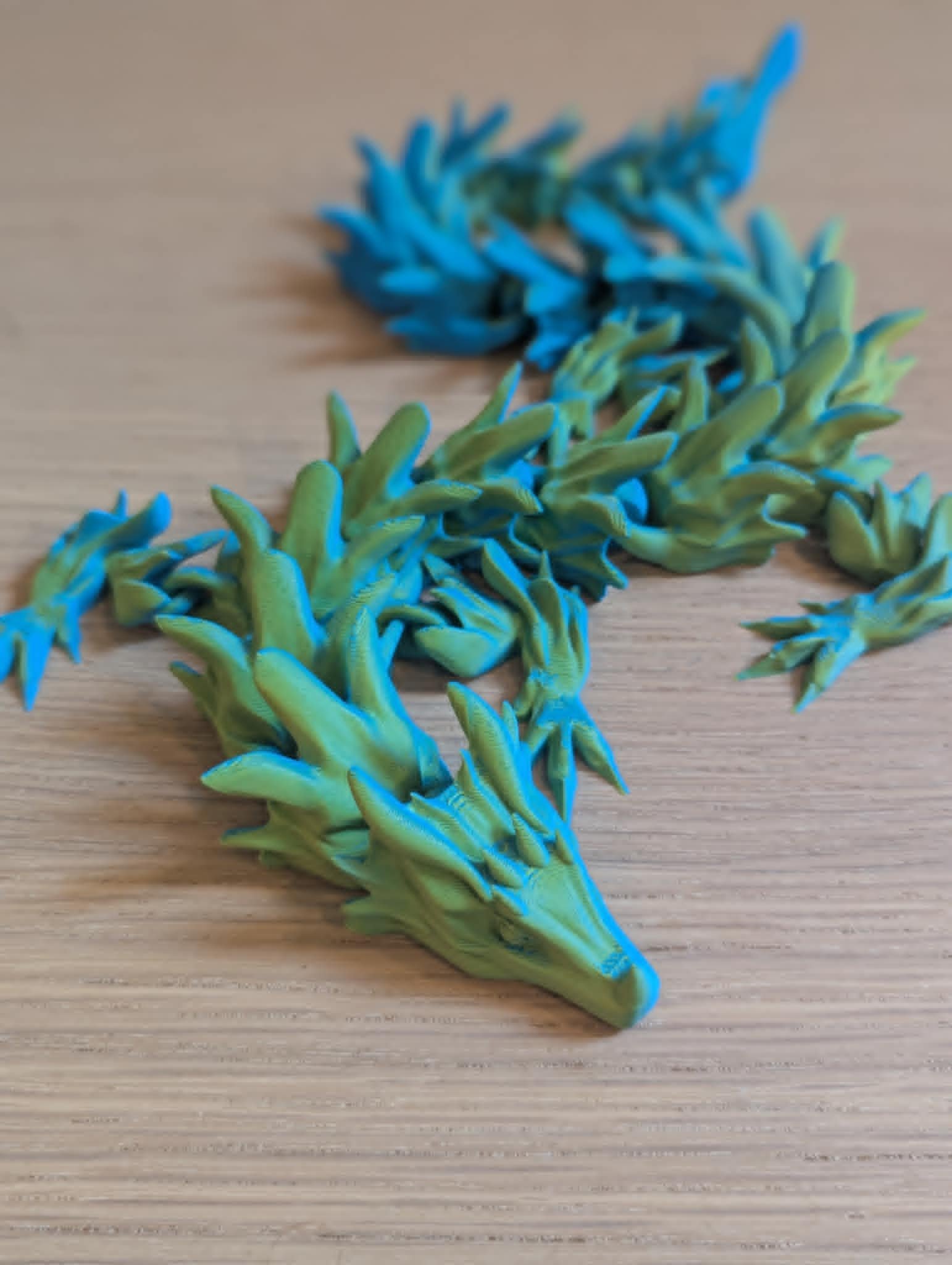 fleksibel drage – Rød + Svart og gul + lyse blå PLA Matte - Bilde 3